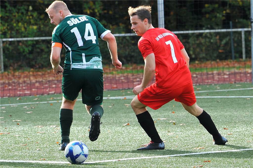 der TuS Holzen-Sommerberg hat sich vom VfR Sölde II mit einem 2:2-Unentschieden getrennt.