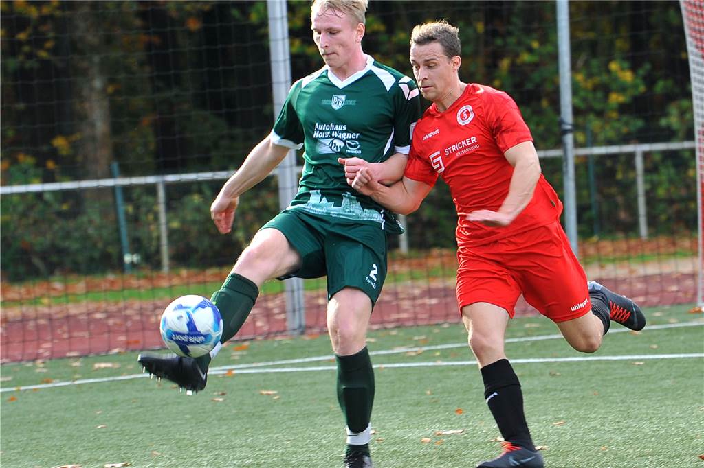 der TuS Holzen-Sommerberg hat sich vom VfR Sölde II mit einem 2:2-Unentschieden getrennt.