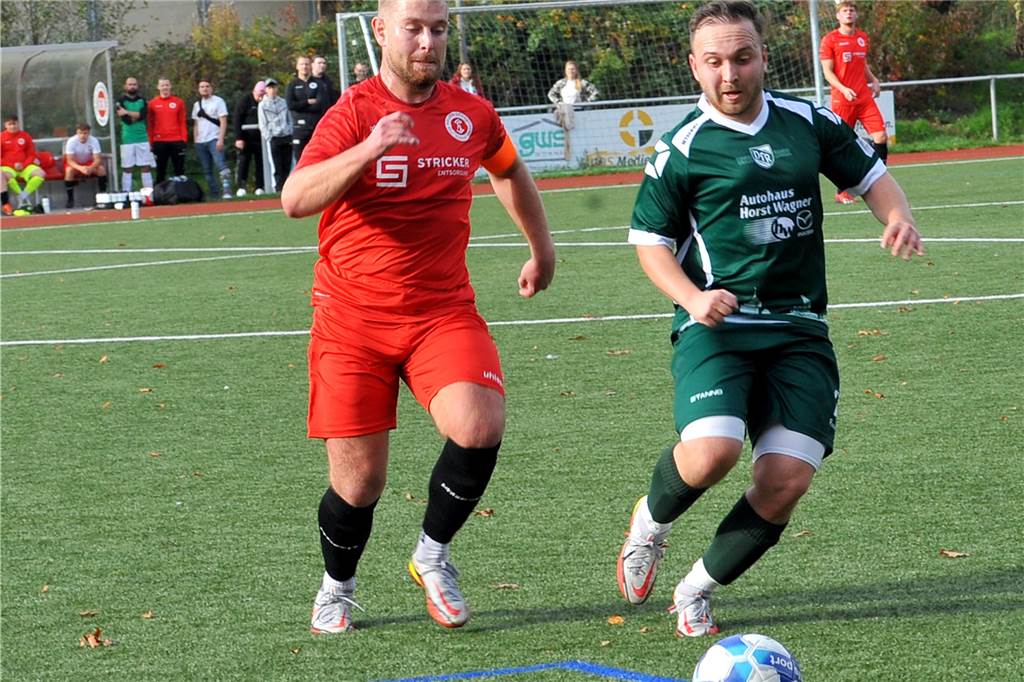 der TuS Holzen-Sommerberg hat sich vom VfR Sölde II mit einem 2:2-Unentschieden getrennt.
