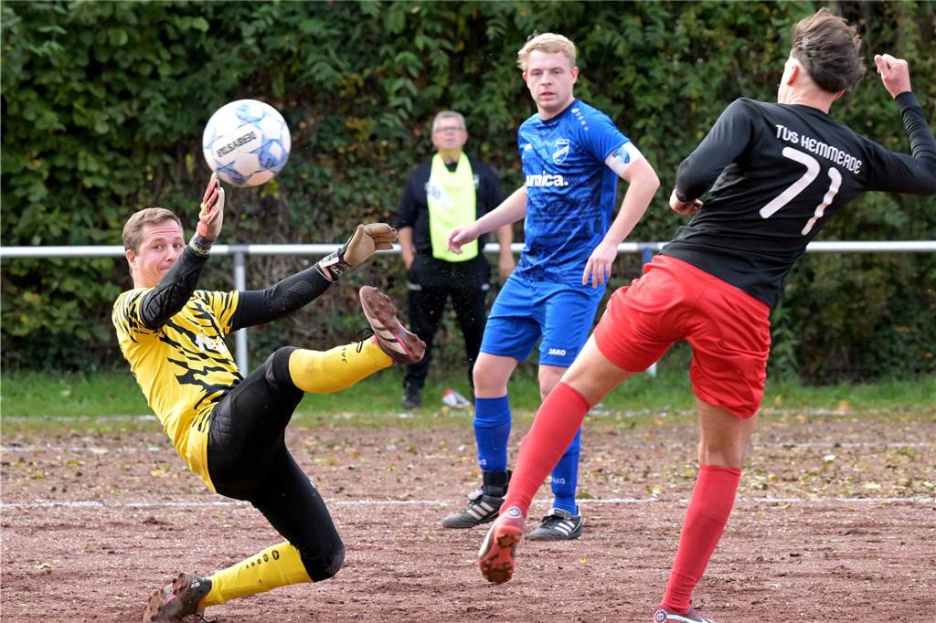Der TuS Niederaden verlor das erste Spiel auf Asche gegen den TuS Hemmerde.