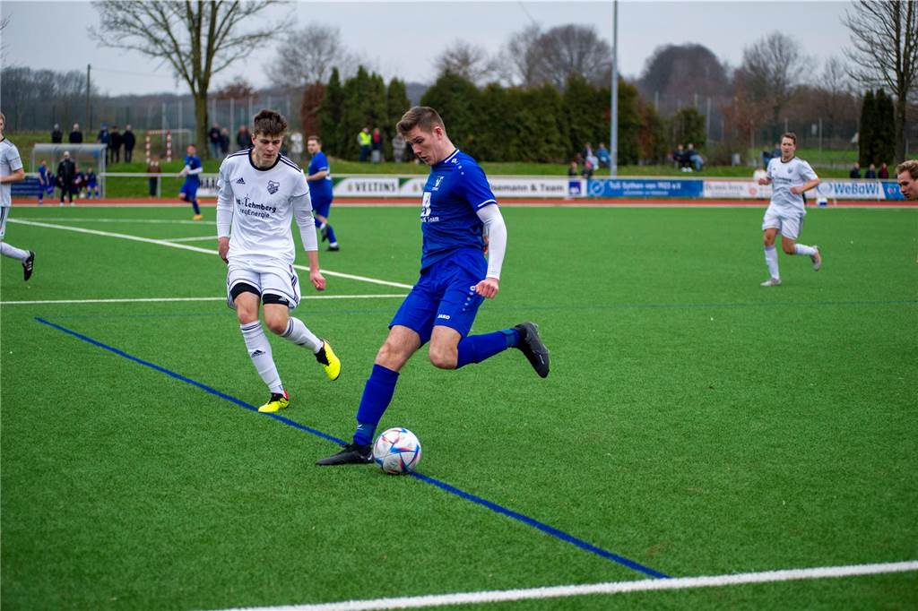 Der TuS Sythen musste sich dem neuen A1-Tabellenführer SV Lembeck mit 1:3 geschlagen geben.