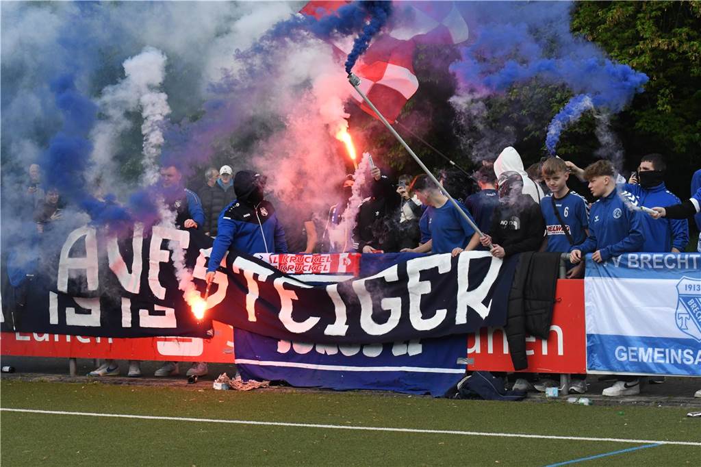 Der TV Brechten machte am Sonntag den Durchmarsch von der Kreisliga B in die Bezirksliga perfekt – mit einem Sieg beim VfB Lünen.