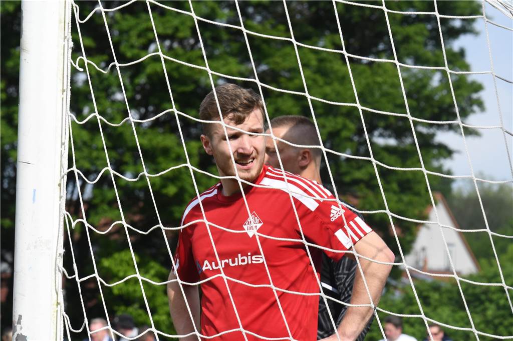Der TV Brechten machte am Sonntag den Durchmarsch von der Kreisliga B in die Bezirksliga perfekt – mit einem Sieg beim VfB Lünen.