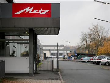Der TV-Hersteller Metz musste Insolvenzantrag stellen. Foto: Daniel Karmann/Archiv