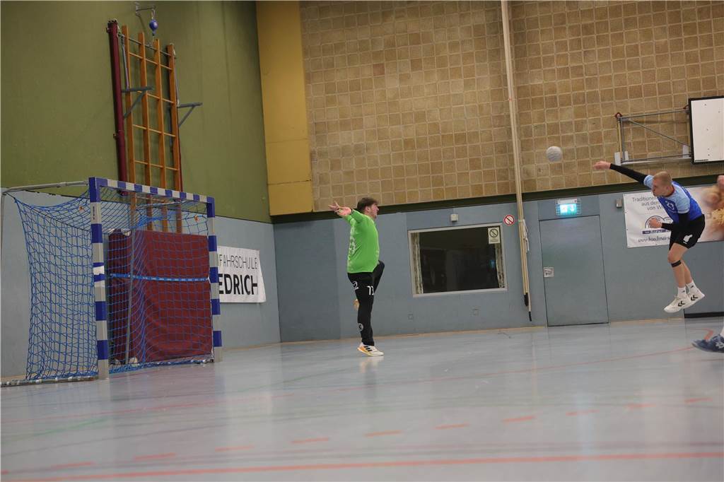 Der TV Werne hat das Derby gegen die SG Handball Kamen mit 34:26 gewonnen.