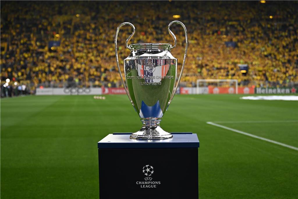 Champions League-Finale: Hier wird das Spiel in Schwerte gezeigt Der UEFA Champions League-Pokal wird in Dortmund ausgestellt.