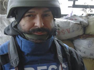 Der ukrainische Fotograf ist mindestens der siebte Journalist, der seit April bei den Gefechten in der Ostukraine getötet wurde. Foto: Max Rokotansky