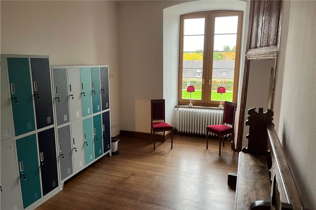 Der Umkleideraum für Damen