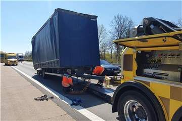 Der Unfall ereignete sich am Montag (26. April) auf der A1 zwischen dem Kamener Kreuz und der Anschlussstelle Hamm/Bergkamen. 