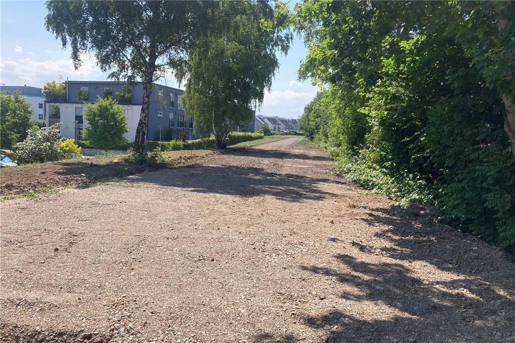 Radfahren auf alten Bahntrassen verspätet sich erneut Der Untergrund für die Verlängerung des Bananen-Radwegs über die Klönnestraße hinaus ist schon vorhanden.