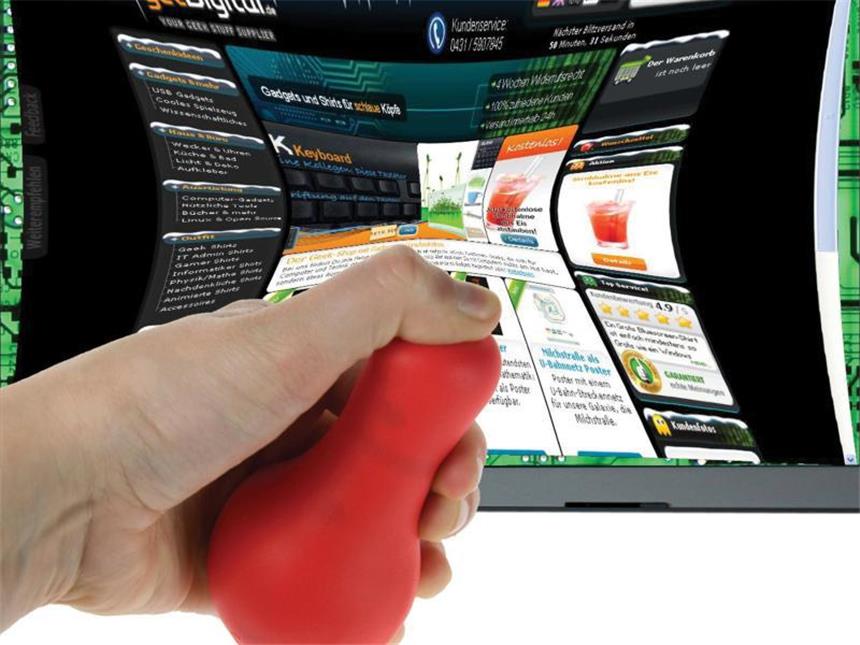 Raketenwerfer und Stromkanister: Gadgets für den USB-Port Der USB-Stressball hilft beim virtuellen Vernichten stressiger Mails und Webseiten. Foto: getDigital.de