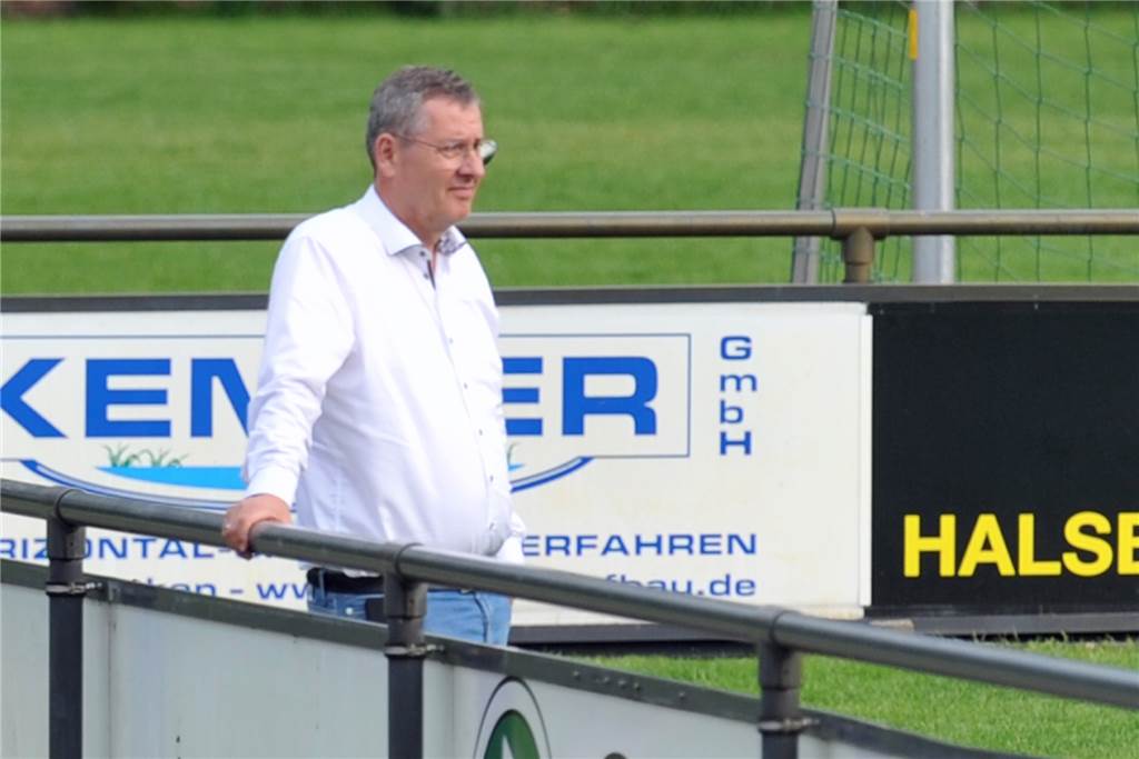 Spielabbruch in Siegen: SpVgg Vreden will 2:0-Wertung abwenden Der Vereinsvorsitzende Christoph Kondring sieht in der Abreise aus Siegen keinen Fehler bei der SpVgg.