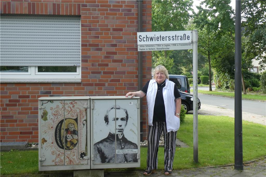 Julius Schwieters: Warum eine Straße in Werne nach einem Pfarrer aus Herbern benannt ist Der Verkehrsverein Werne um die Vorsitzende Heidelore Fertig-Möller hat ein Porträt von Schwieters auf einem Stromkasten an der gleichnamigen Straße angebracht.