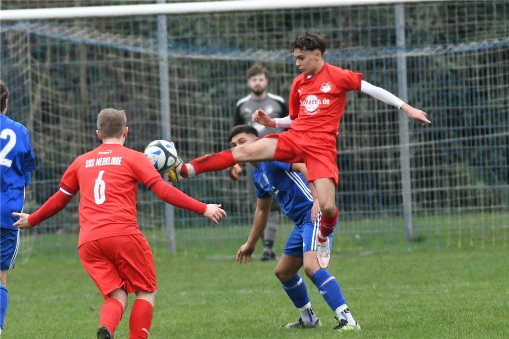 Der VfB Habinghorst wollte am 15. Spieltag zurück an die Tabellenspitze. Der SuS Merklinde machte es dem Titelkandidaten allerdings schwer - und brachte den VfB sogar zu Fall mit einem 4:1-Sieg.