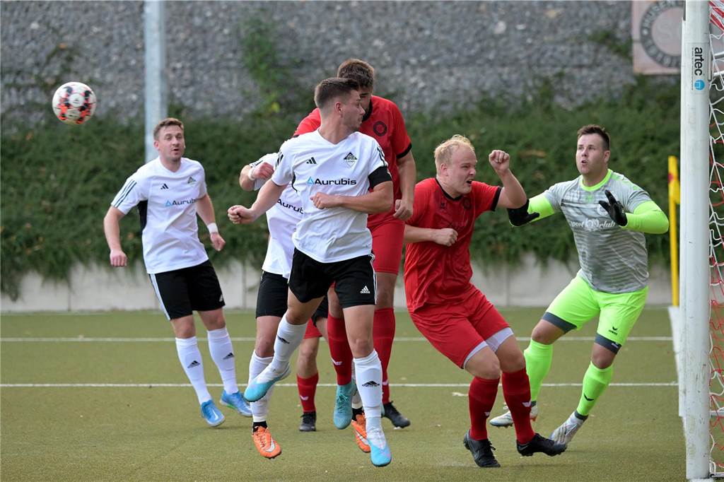 Der VfB Lünen gewann in Unterzahl gegen den SC Husen Kurl.
