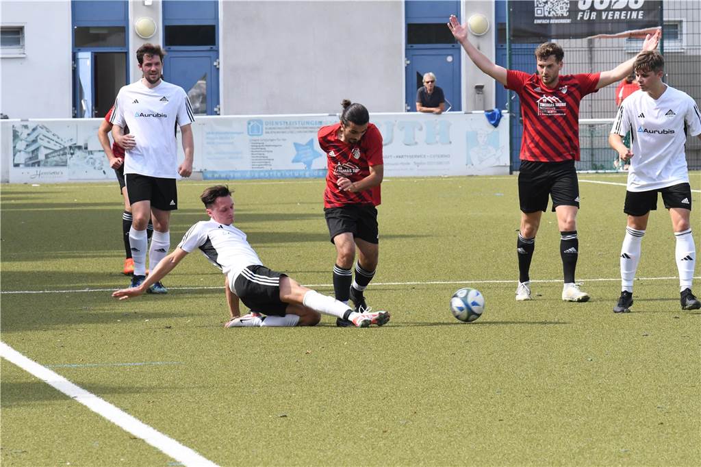 Der VfB Lünen jubelte über einen 3:2-Sieg bei DJK Körne II.