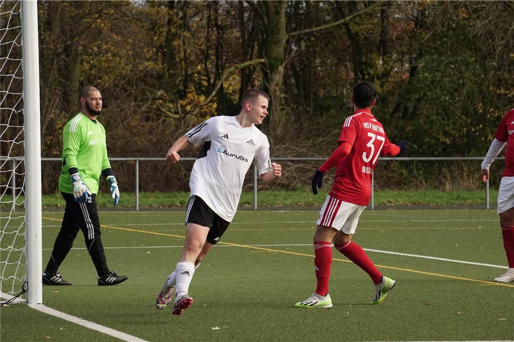 Der VfB Lünen kassierte einen ganz späten Gegentreffer zum 3:3 gegen den MSV Dortmund.
