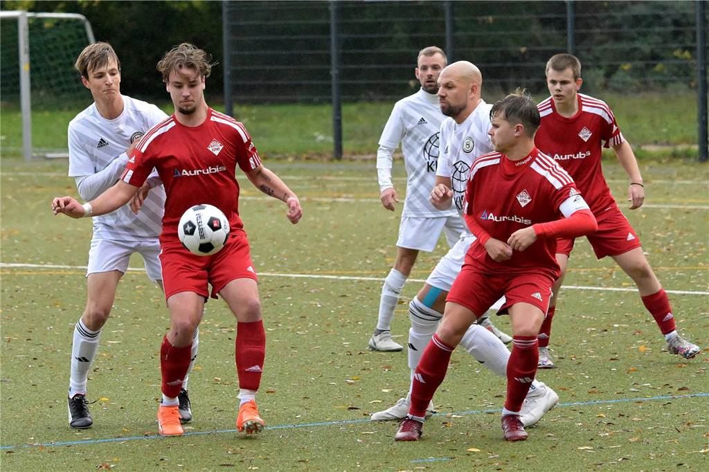 Der VfB Lünen wartet inzwischen seit sechs Spielen auf einen Sieg, verlor auch gegen den Hörder SC.