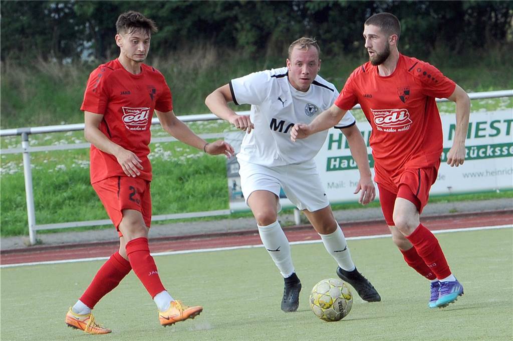 Der VfB Westhofen hat gegen den SSV Buer mit 3:1 gewonnen.