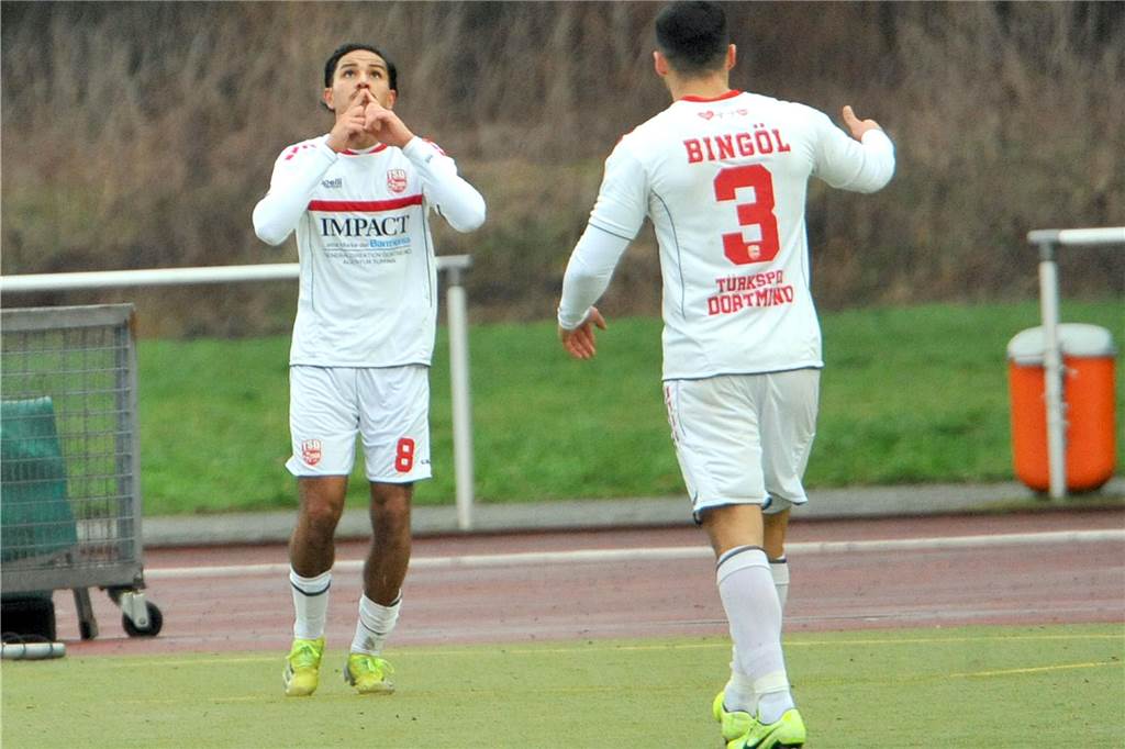 Der VfB Westhofen hat im Kreispokal gegen Türkspor Dortmund mit 2:3 verloren.