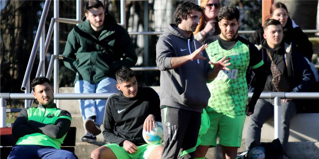 Der VfL Kemminghausen verpflichtet 21 neue Spieler - einer hat Regionalliga gespielt Der VfL Kemminghausen bekommt 21 neue Spieler.