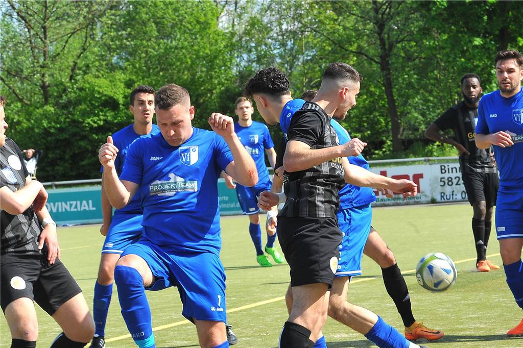 Der VfL Schwerte hat gegen den FC Hellas/Makedonikos Hagen mit 2:0 gewonnen.