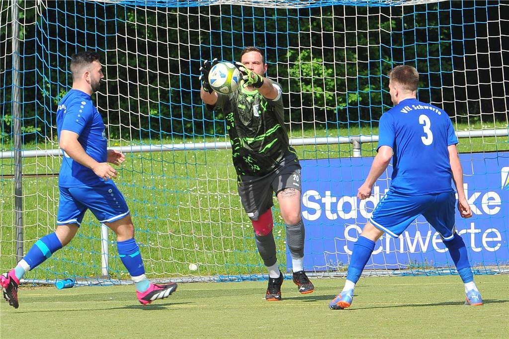Der VfL Schwerte hat gegen den FC Hellas/Makedonikos Hagen mit 2:0 gewonnen.