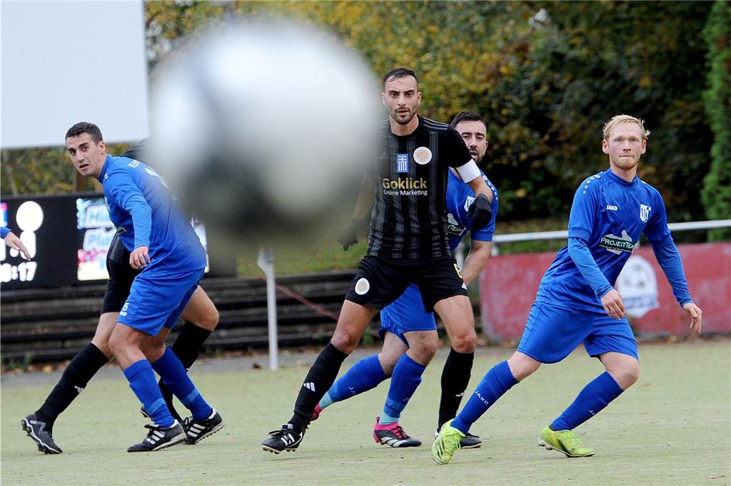 Der VfL Schwerte hat gegen den FC Hellas/Makedonikos Hagen mit 1:3 verloren.