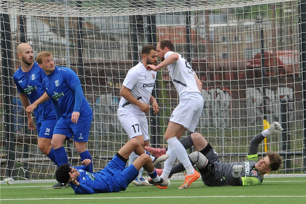 Der VfL Schwerte hat gegen den SC Berchum/Garenfeld mit 2:0 gewonnen. 