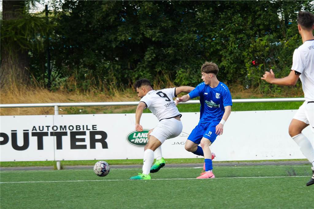 Der VfL Schwerte hat gegen den VfB Westhofen im Elfmeterschießen mit 9:8 gewonnen.