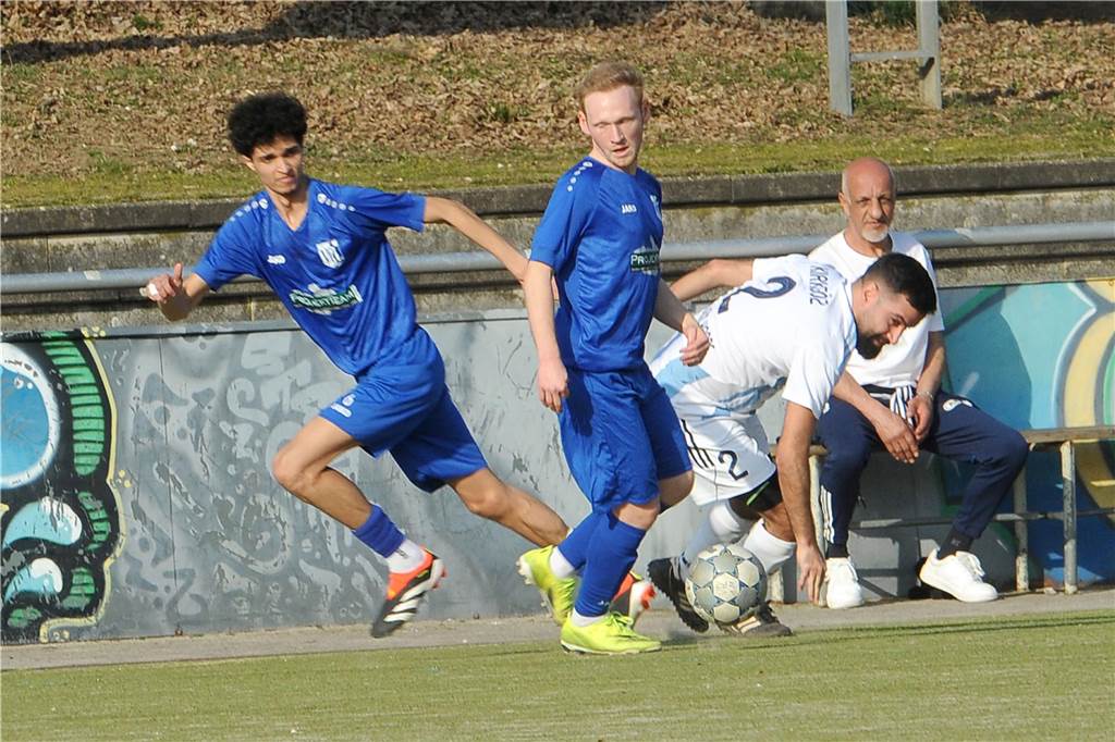 Der VfL Schwerte hat gegen die SG Blau-Weiß Haspe mit 2:1 gewonnen.