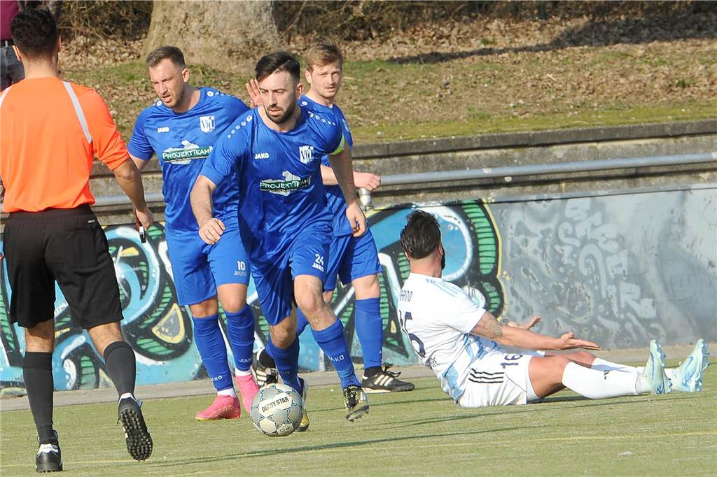 Der VfL Schwerte hat gegen die SG Blau-Weiß Haspe mit 2:1 gewonnen.