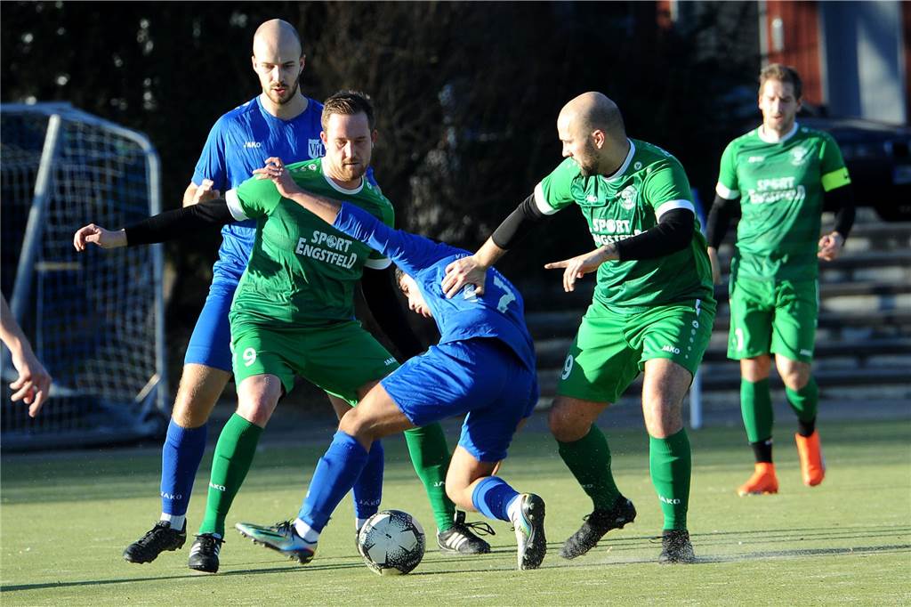 Der VfL Schwerte hat gegen die Sportfreunde Sümmern mit 4:2 gewonnen.
