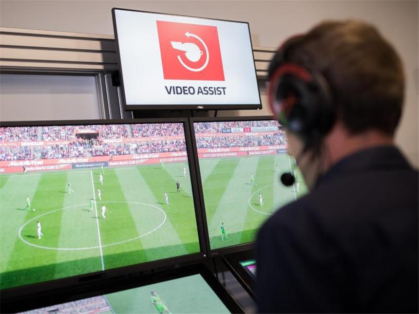 Der Videobeweis sorgt in dieser Saison für viel Gesprächsstoff. Foto: Rolf Vennenbernd