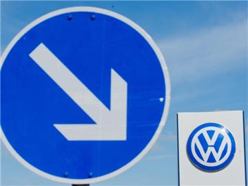 Der VW-Konzern hat weiter schwer mit den Folgen des Abgas-Skandals zu kämpfen. Foto: Julian Stratenschulte