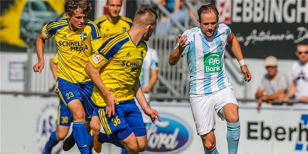 Der Wechsel von Kevin Brümmer (r.) vom ASC 09 zum FC Brünninghausen gehört zu den spektakulärsten Wechsel des Dortmunder Transfersommers.