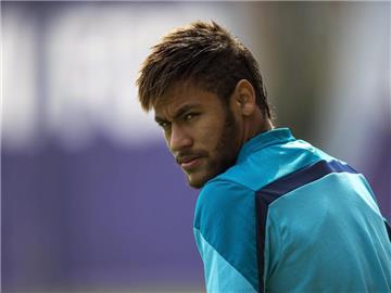 Der Wechsel von Neymar zum FC Barcelona wird untersucht. Foto: Alejandro Garcia