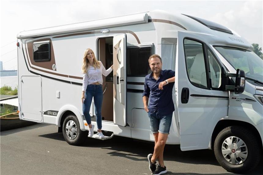 Der Weg zum eigenen Wohnmobil Der Weg zum eigenen Wohnmobil: Ein paar Dinge sind zu beachten, bevor Campingfans sich das eigene mobile Zuhause zulegen. Foto: Judith Michaelis