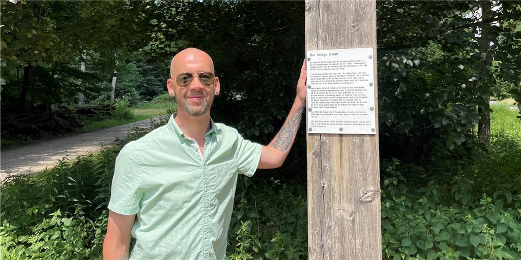 Heiligtum im Wald: Mario Niehues brennt für die Haard und Flaesheim Der Weg zum Lieblingsort von Mario Niehues führt direkt in die Haard. Der "heilige Baum" ist ein Dokument christlicher Missionierung.