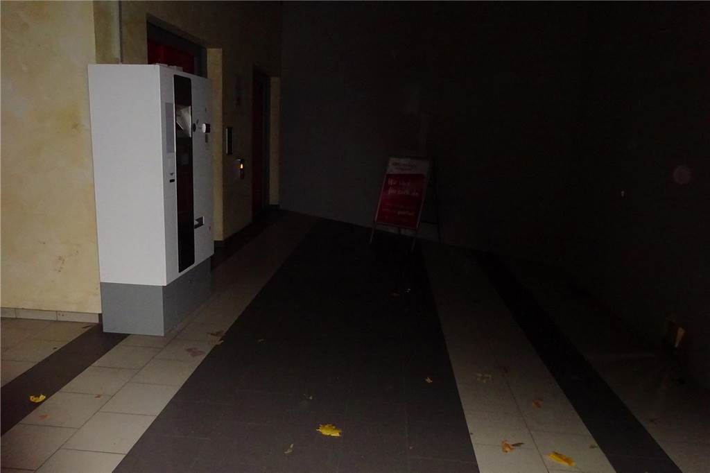 Horne-Center zu dunkel: Bürger wünschen sich mehr Licht, auch am Parkdeck Der Weg zum Parkdeck ist sehr dunkel. Gerade Frauen fühlen sich mitunter unsicher.