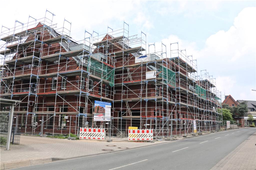 Caritas-Tagespflege in Ascheberg zieht um – Einrichtung in Herbern „nicht auszuschließen“ Der Wohn- und Gewerbekomplex an der Appelhoffstraße in Ascheberg. Ende 2019 sollen hier die ersten Mieter einziehen, im März 2020 dann die Tagespflege-Einrichtung der Caritas.