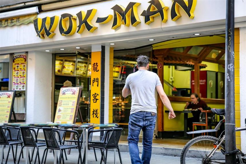 Mäuse- und Schabenbefall: Stadt schließt Imbiss Der "Wok-Man" an der Brückstraße. Der chinesische Imbiss wurde wegen Schädlingsbefall geschlossen.