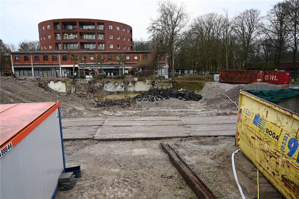 Der Wulfener Markt in Dorsten-Wulfen wird im Moment abgerissen.