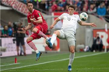Der zum 1. FC Köln ausgeliehene Mark Uth (l.) kommt dort glänzend zurecht.