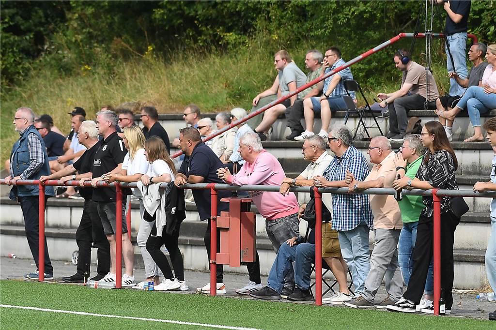 Der zweite Spieltag in Castrop-Rauxel hatte gleich mehrere Derbys zu bieten.