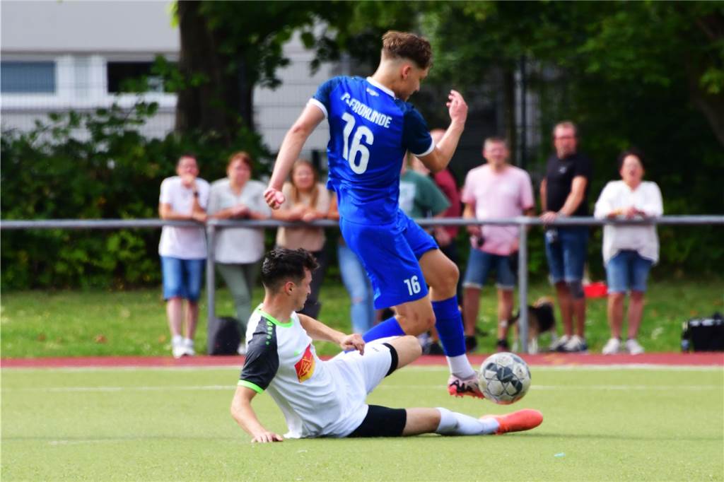 Der zweite Spieltag in Castrop-Rauxel hatte gleich mehrere Derbys zu bieten.
