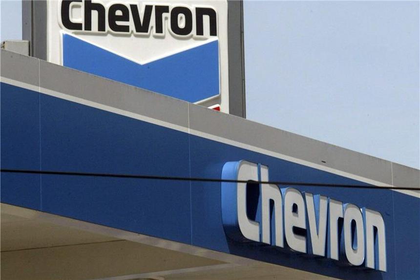 „Big Oil“ läuft wieder: US-Ölmultis melden Milliardengewinne Der zweitgrößte US-Ölkonzern Chevron steigerte den Quartalsgewinn verglichen mit dem Vorjahreswert um 52 Prozent Foto: Brendan Mcdermid