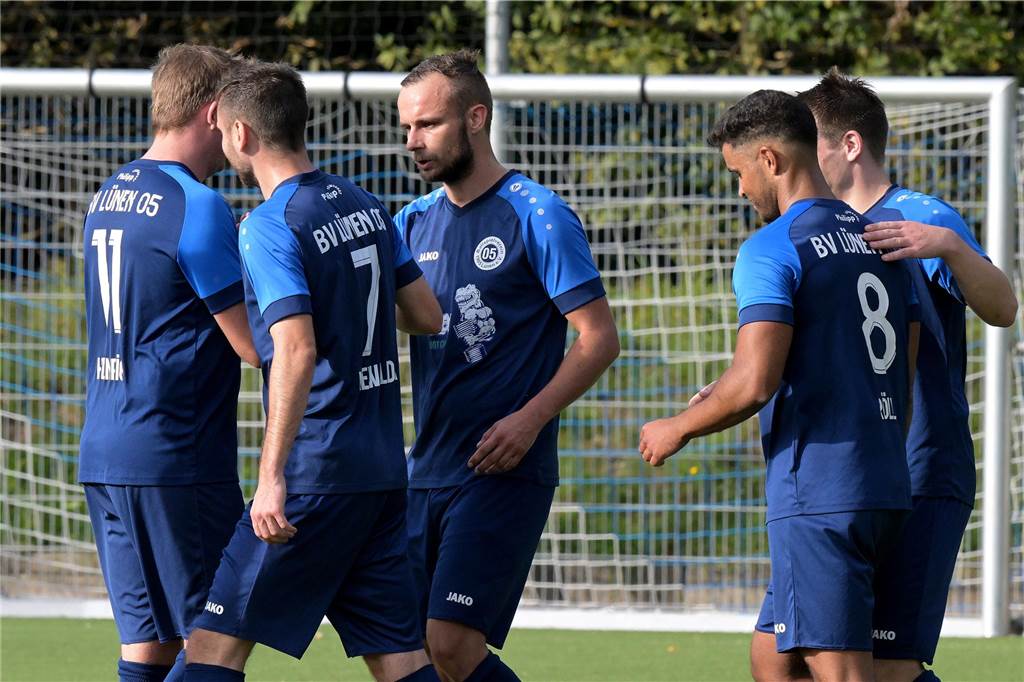 Derby-Sieg für den BV Lünen! Im Heimspiel vor über 200 Zuschauern besiegten die Geister den BV Brambauer.