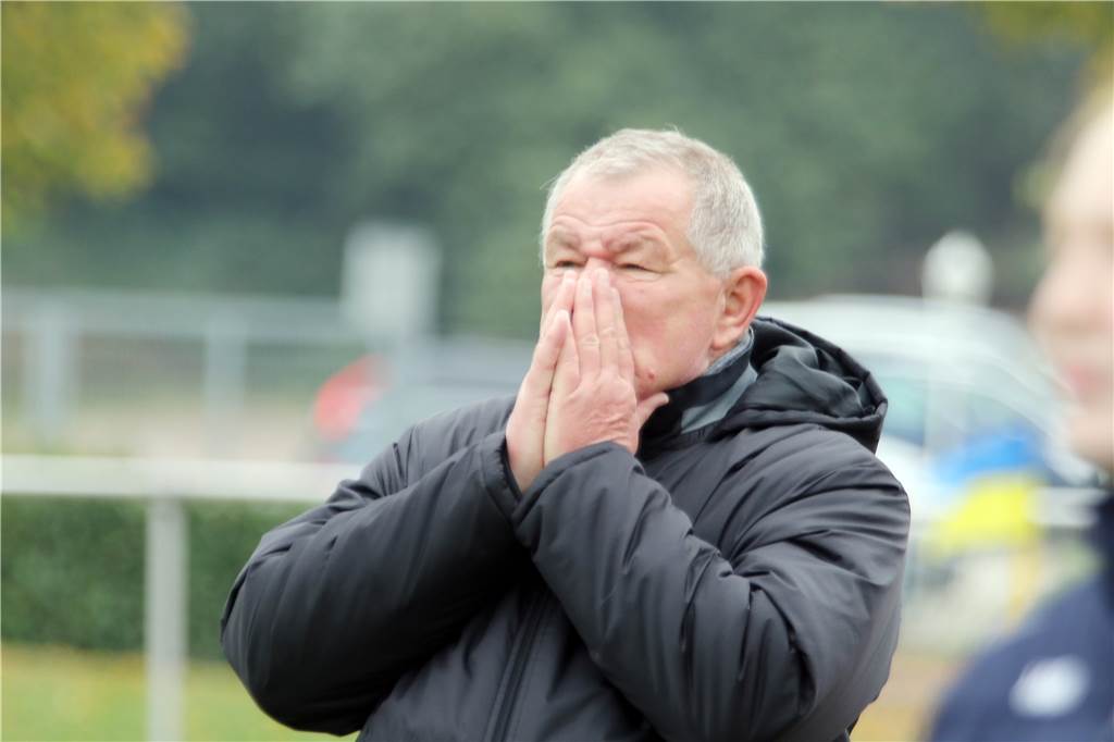 Reaktionen zum Sport-Lockdown: „Schade, dass man sich ohne Fußball gar nicht mehr sieht“ Detlef Mack hat wenig Verständnis für die Entscheidung der Politik.
