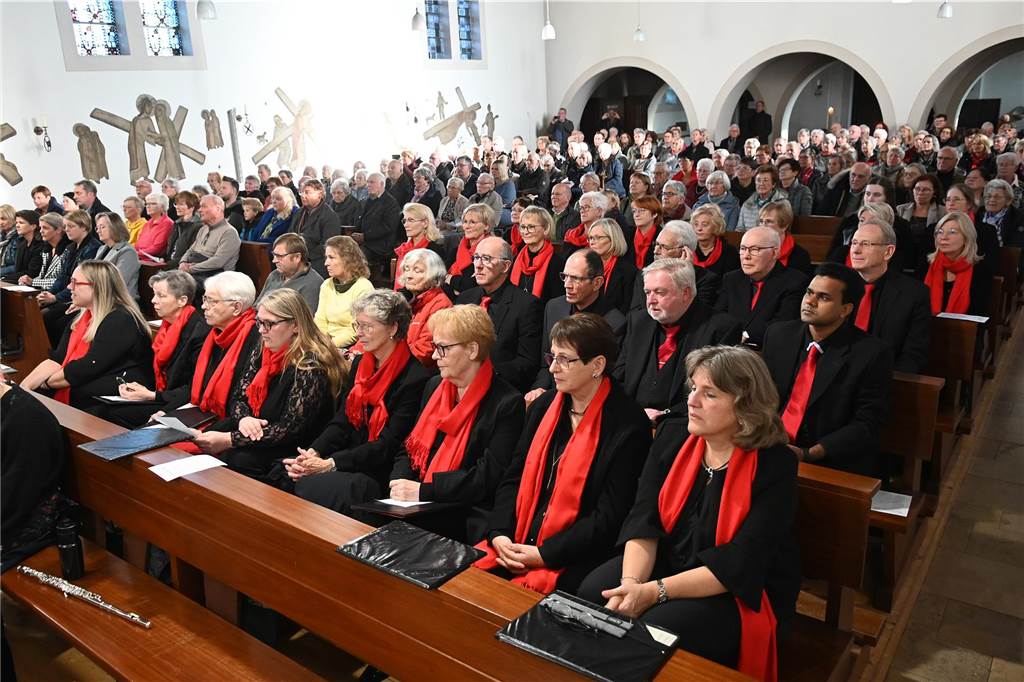 Deutener Musik- und Gesang-Verein (MGV) hatte viele Gast-Formationen und Solisten für Sonntag (3.11.) in die Kirche eingeladen.